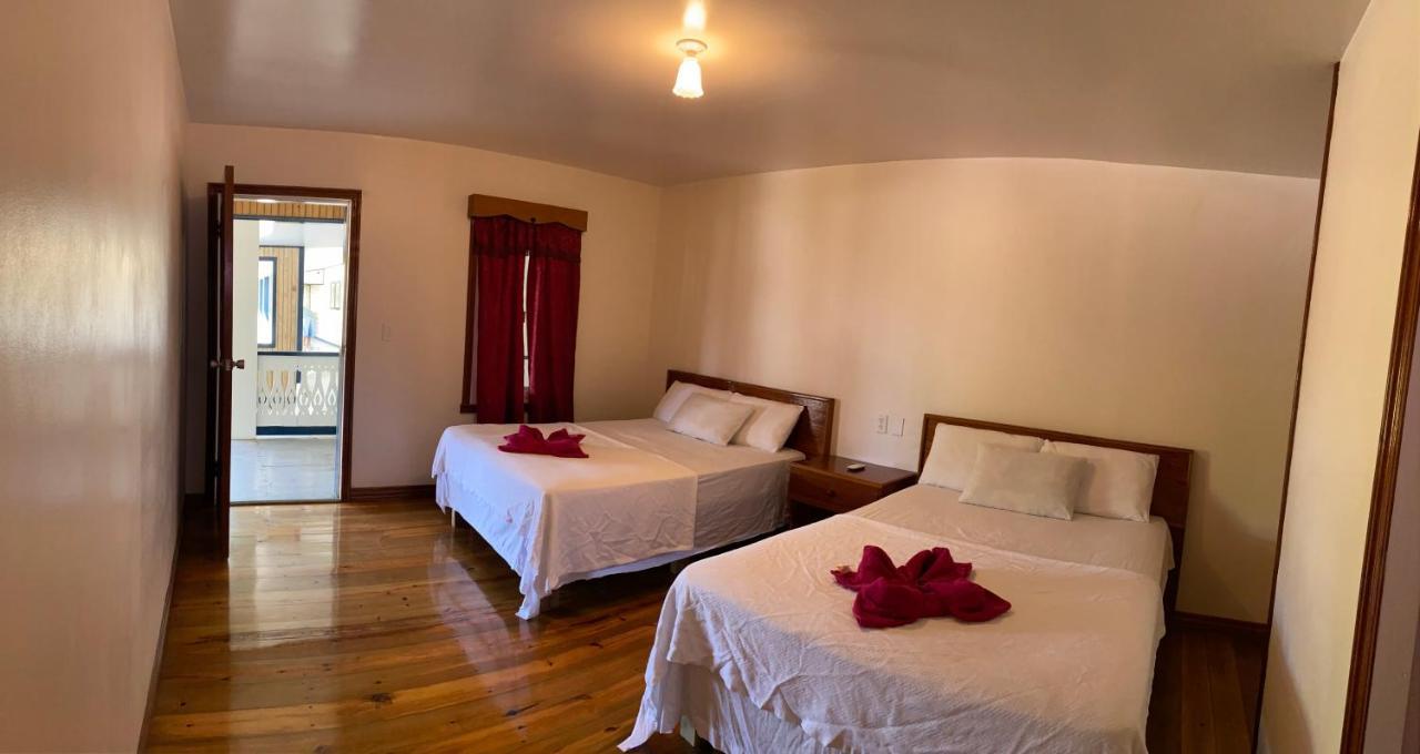 Coral View Beach Resort Útila Eksteriør billede