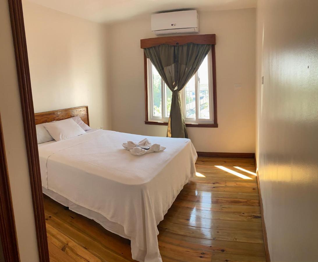 Coral View Beach Resort Útila Eksteriør billede