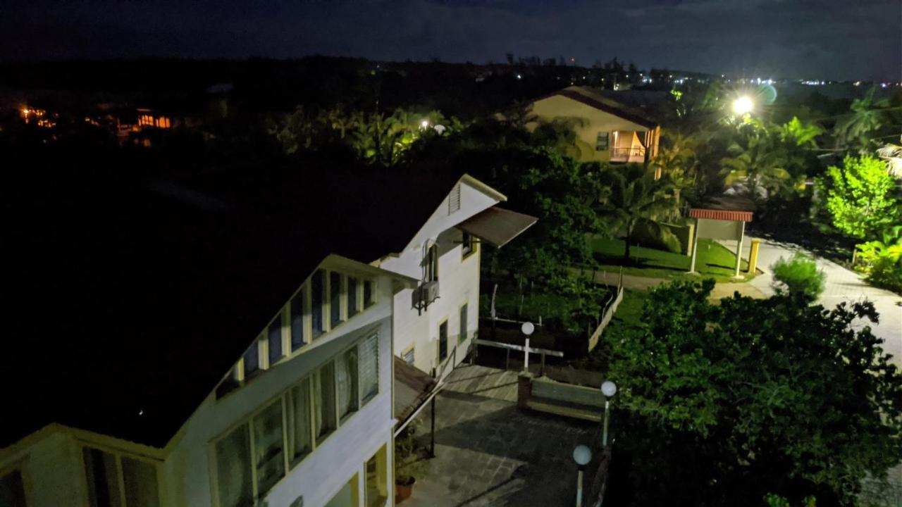 Coral View Beach Resort Útila Eksteriør billede
